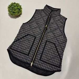 J Crew Black Gray Checkered Plaid Down Quilted Puffer Vest Small Preppy Fall